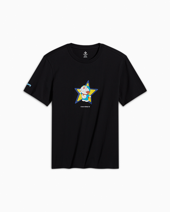 Camiseta gráfica de Doraemon y Converse