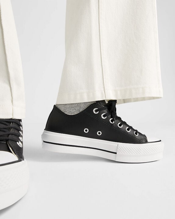 Chuck Taylor All Star Plataforma Cuero Corte Bajo