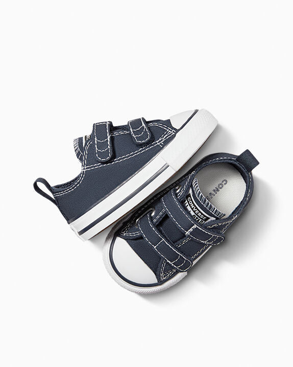 Converse Chuck Taylor All Star 2V Low Top para bebés y niños pequeños