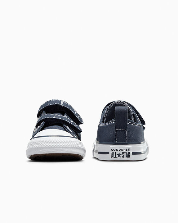 Converse Chuck Taylor All Star 2V Low Top para bebés y niños pequeños
