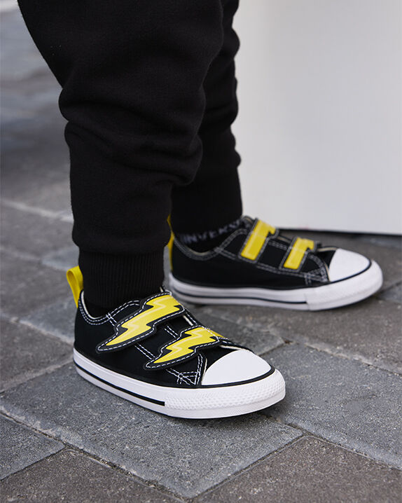 Chuck Taylor All Star Electric Bolt Easy On Low Top