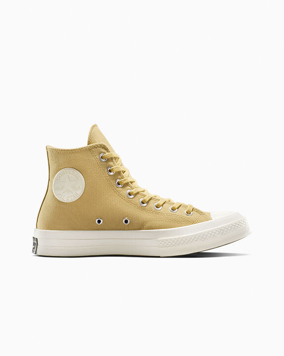 Chuck 70 de caña alta texturizada