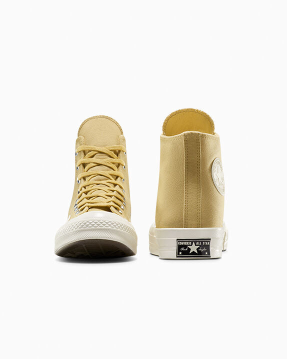 Chuck 70 de caña alta texturizada