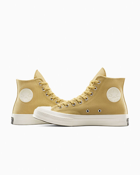 Chuck 70 de caña alta texturizada