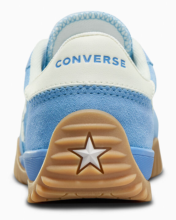 Zapatillas Run Star de caña baja con diseño de flamencos descoloridos, garceta y marrón claro