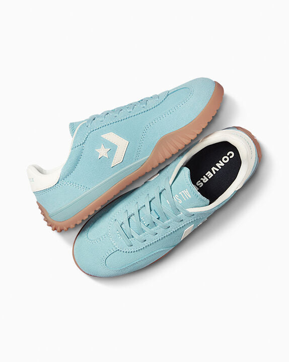 Zapatillas Run Star de caña baja con diseño de flamencos descoloridos, garceta y marrón claro