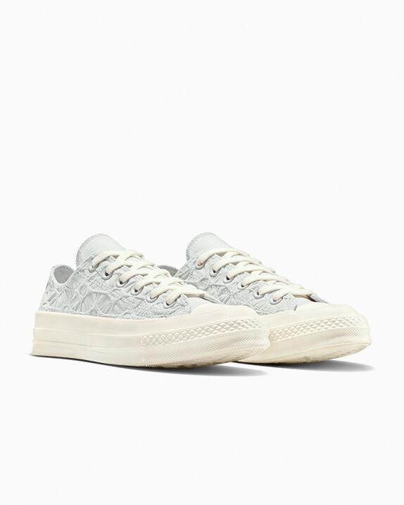 Chuck 70 Texturizado de caña baja