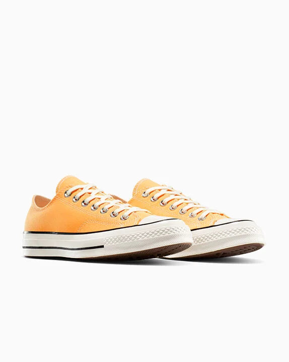 Chuck 70 Low Top Seasonal Bananas/Egret/Black