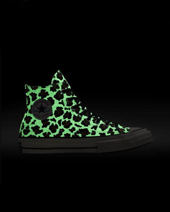 Chuck 70 Zapatillas altas con estampado de leopardo que brillan en la oscuridad