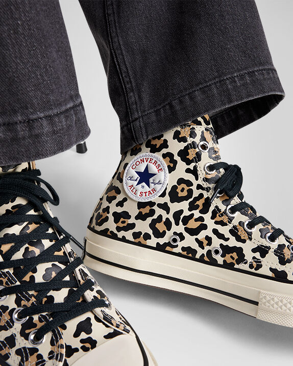 Chuck 70 Zapatillas altas con estampado de leopardo que brillan en la oscuridad