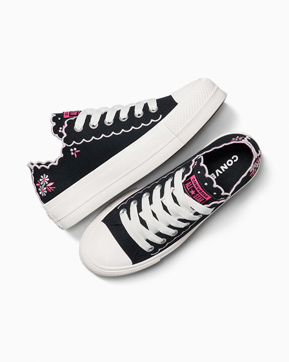 Chuck Taylor All Star Lift Platform Zapatillas bajas con flores bordadas