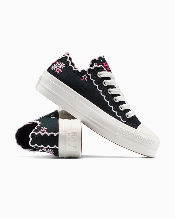 Chuck Taylor All Star Lift Platform Zapatillas bajas con flores bordadas