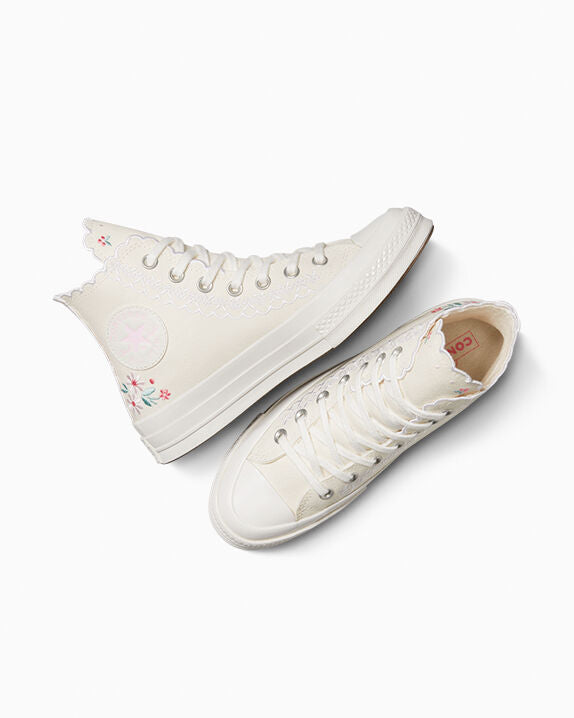 Chuck 70 bordado de caña alta
