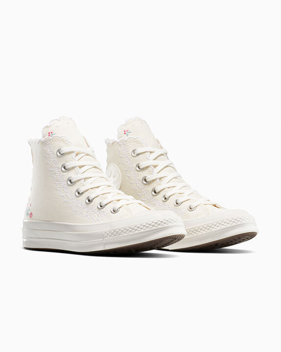 Chuck 70 bordado de caña alta