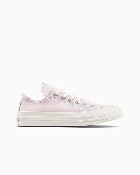 Chuck 70 bordado de caña baja