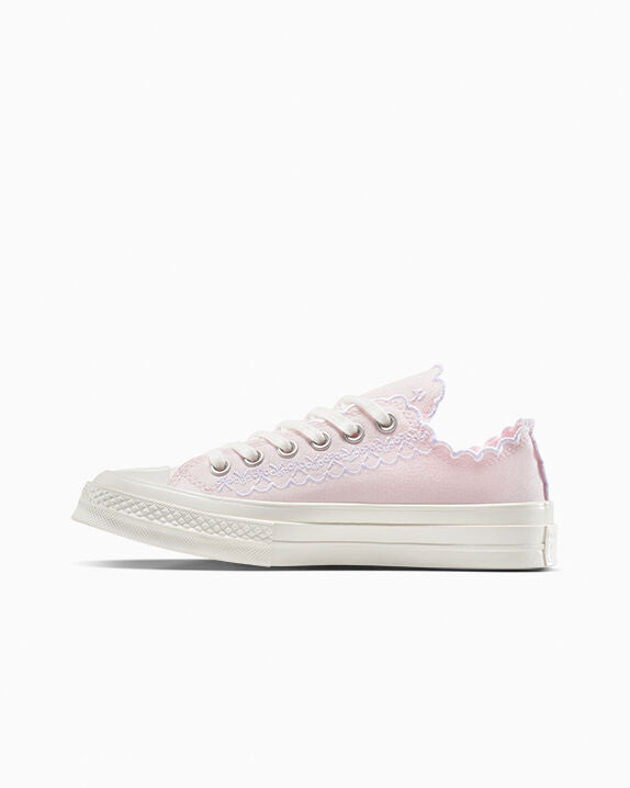Chuck 70 bordado de caña baja
