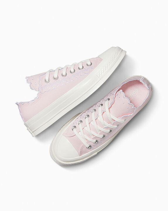 Chuck 70 bordado de caña baja