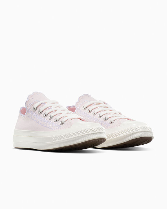 Chuck 70 bordado de caña baja