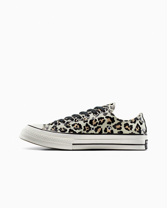 Chuck 70 Zapatillas bajas con estampado de leopardo que brillan en la oscuridad