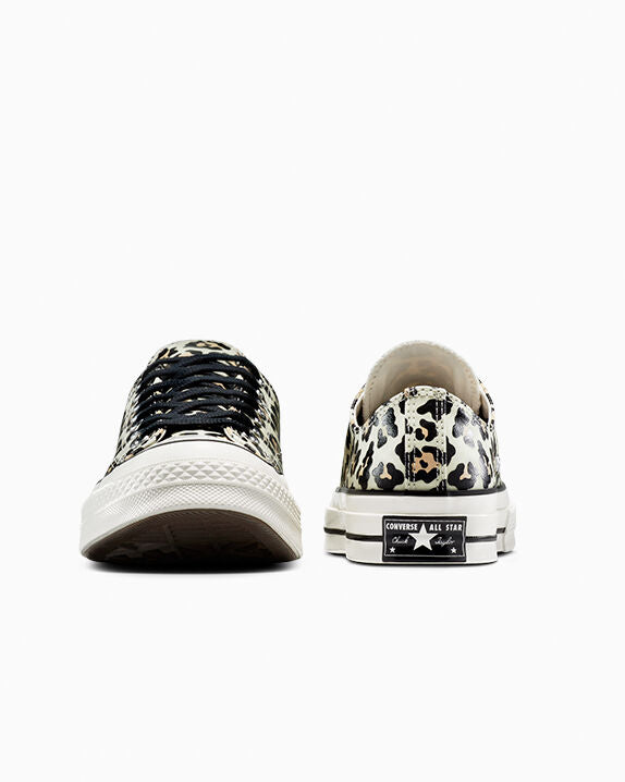 Chuck 70 Zapatillas bajas con estampado de leopardo que brillan en la oscuridad
