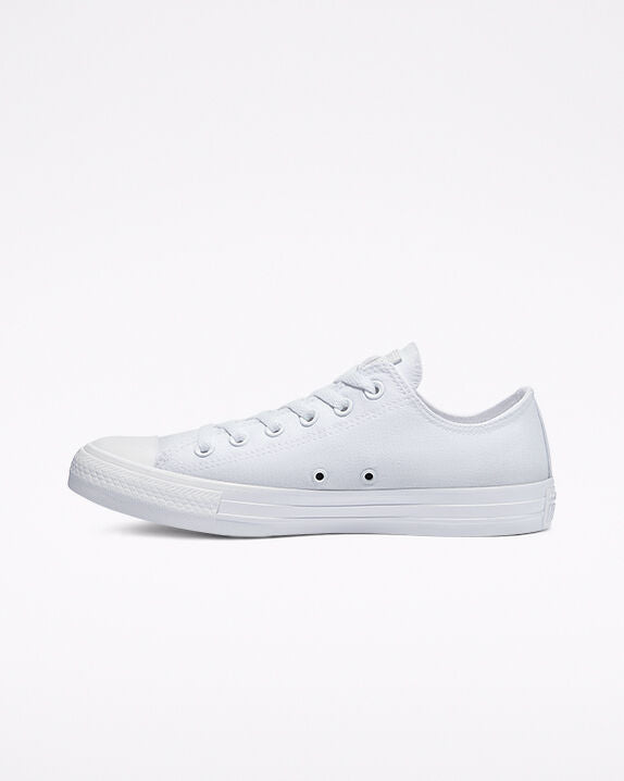 Chuck Taylor All Star Wide Low Top 