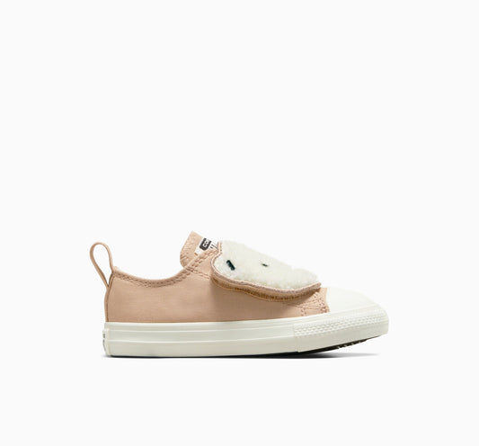 Chuck Taylor All Star Sherpa Bear Easy-On Low Top 