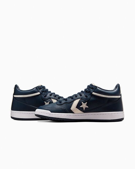 CONS Fastbreak Pro Leather &amp; Nubuck Mid Top 