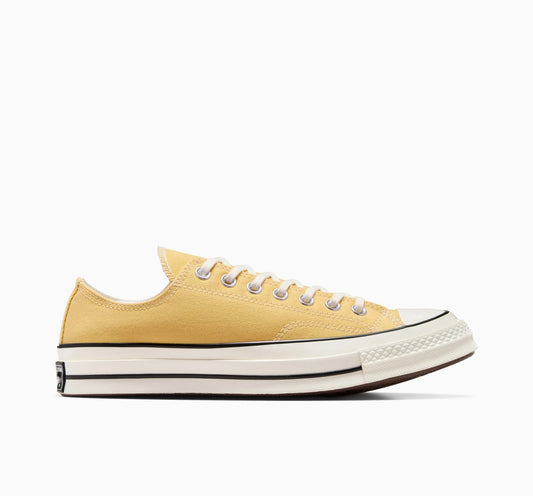 Chuck 70 Low Top Seasonal Bananas/Egret/Black
