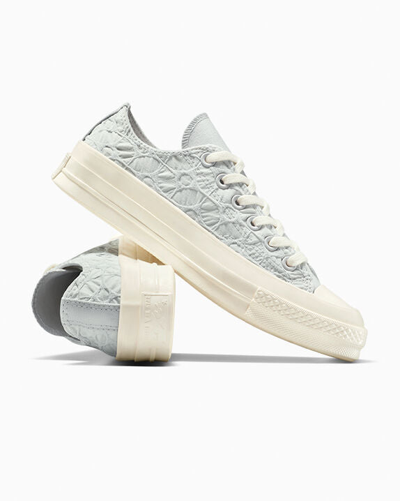 Chuck 70 Texturizado de caña baja 