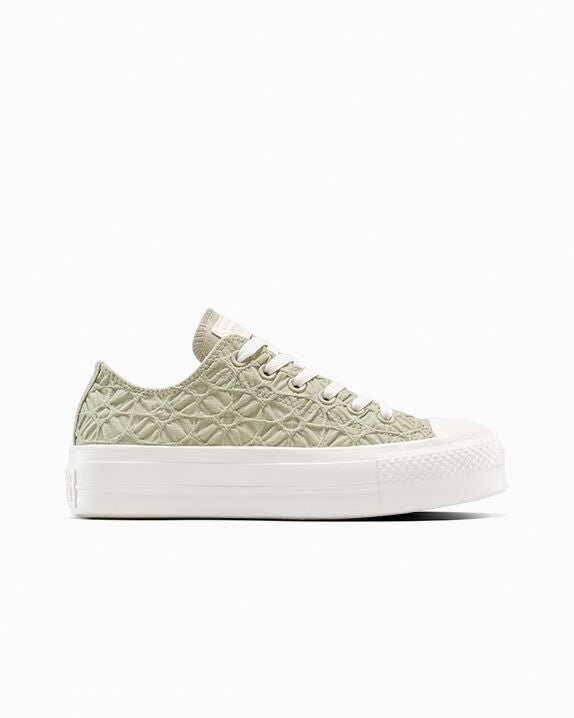 Chuck Taylor All Star Lift Platform Material texturizado de caña baja 