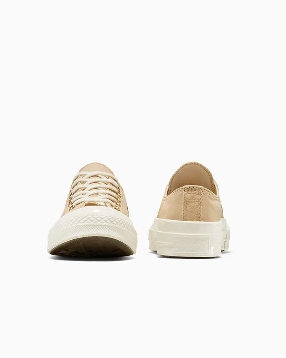 Chuck 70 Gold Low Top 